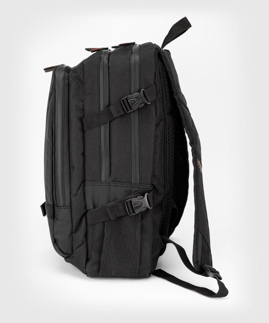 Mochila challenger pro-evo Venum negra roja 2