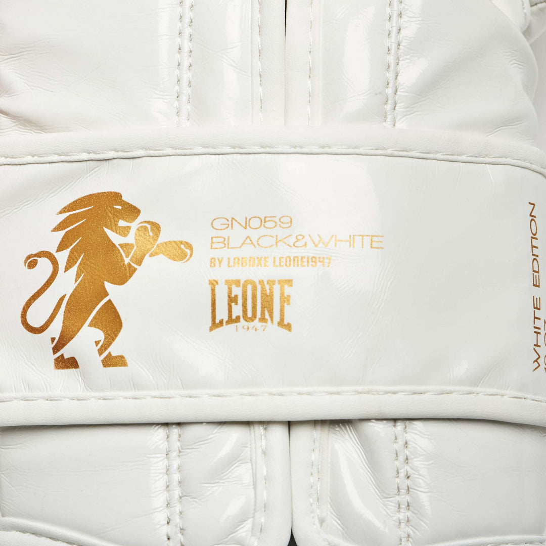 Guantes boxeo Leone GN059 blancos 5