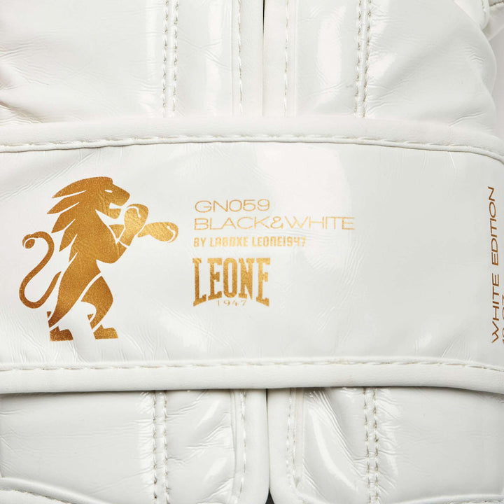 Guantes boxeo Leone GN059 blancos 5