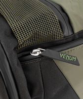Bolsa deportiva Venum trainer lite evo khaki negra