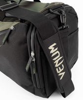 Bolsa deportiva Venum trainer lite evo khaki negra