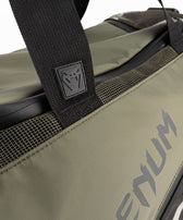 Bolsa deportiva Venum trainer lite evo khaki negra