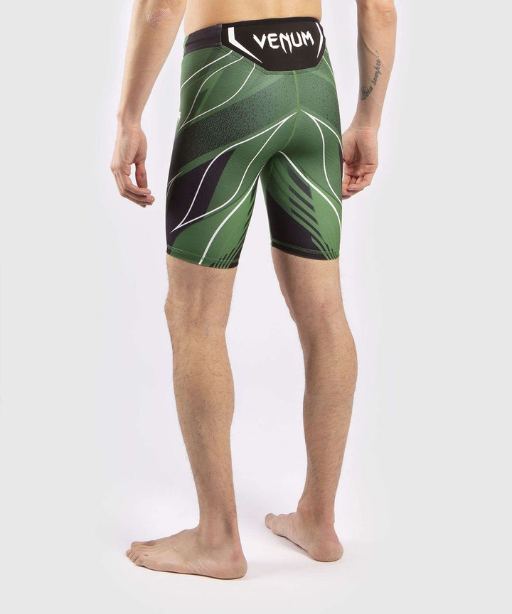 Shorts MMA Venum UFC pro line (verde)3