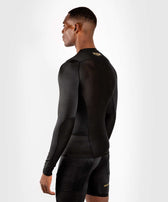 Licra mangas largas Venum g-fit negro oro