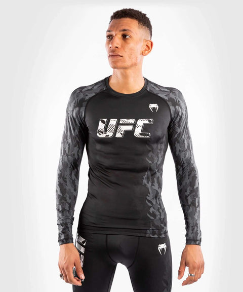 Rashguard MMA Venum UFC negra