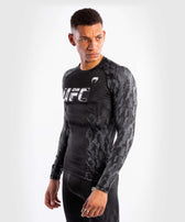Rashguard MMA Venum UFC negra