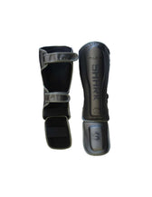 Espinilleras muay thai Shark victory gris