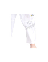 Dobok taekwondo competición ultra WT Daedo TA 20053