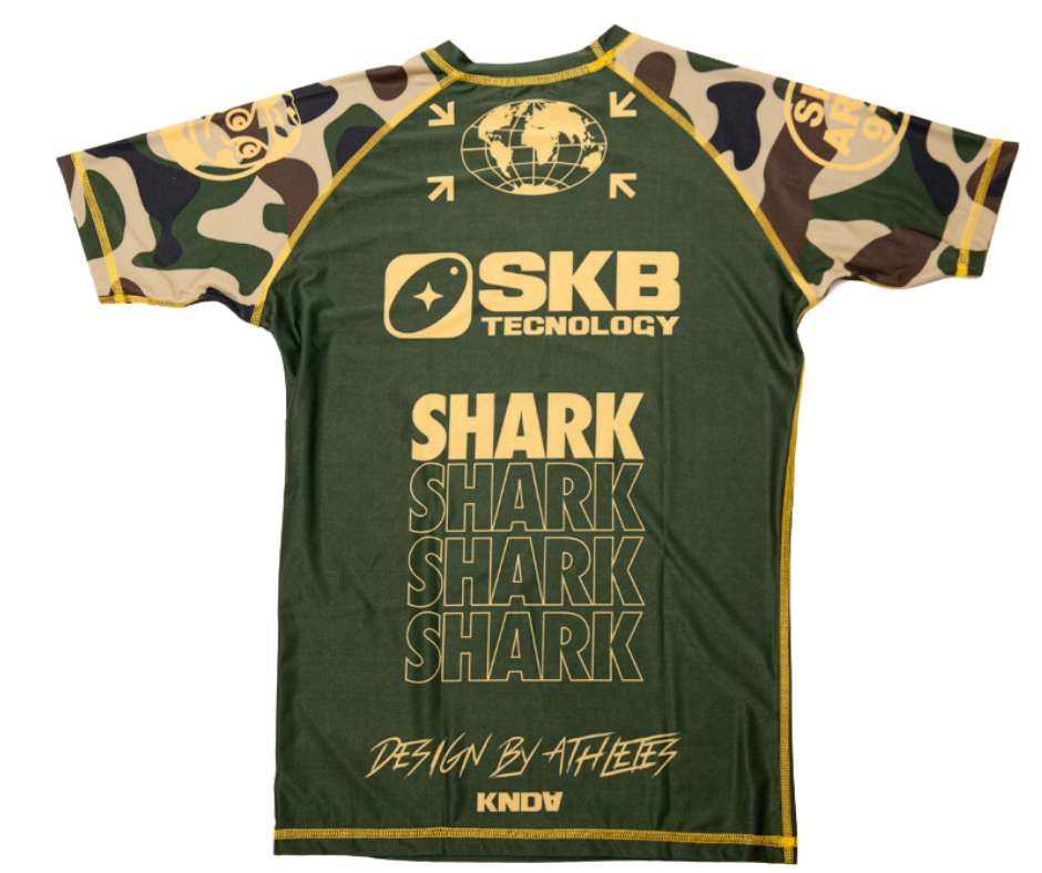 Licra grappling Shark boxing SKB97 (camo/oro) 1