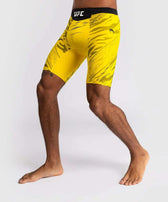 Short vale tudo Venum UFC fusion amarillo