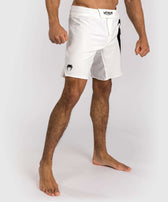 Fightshorts Venum light 5.0 blanco negro