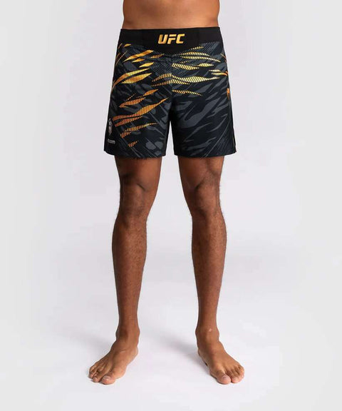 UFC fusion Venum champions authentic shorts de lucha