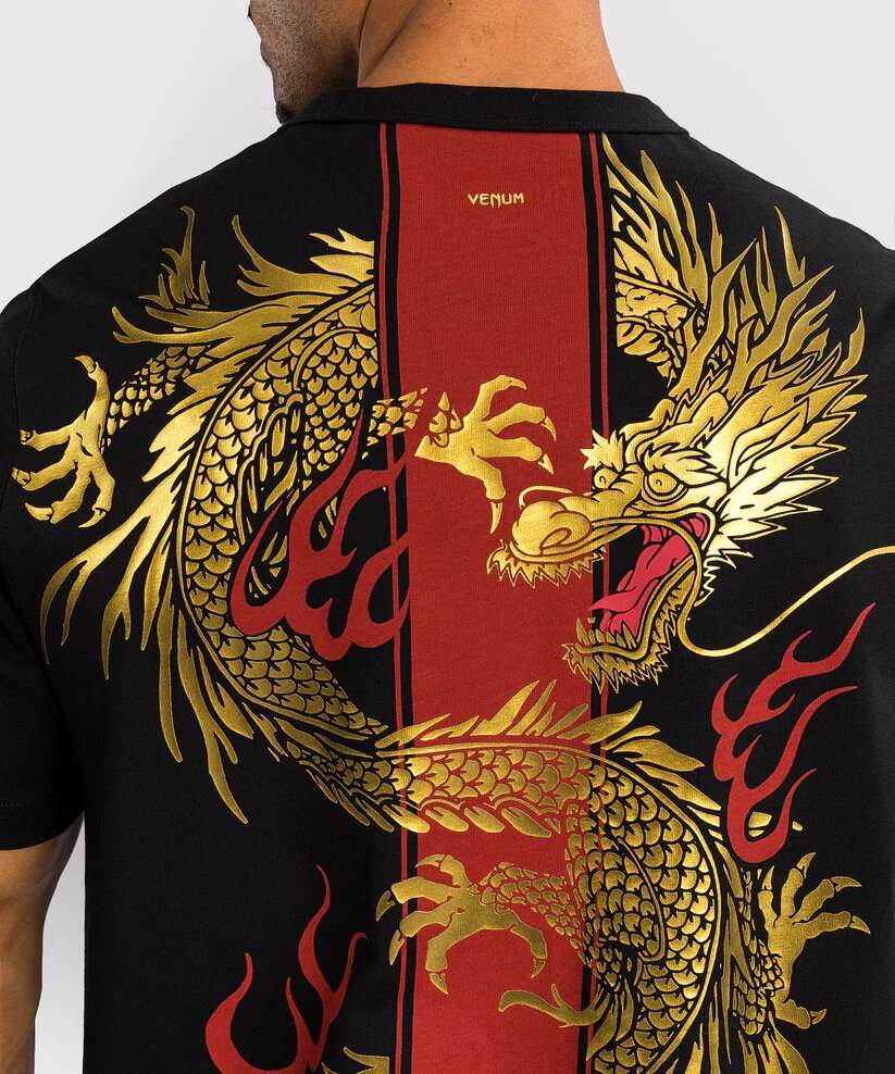 Venum x tekken 8 Marshall Law camiseta negro rojo dorado 4