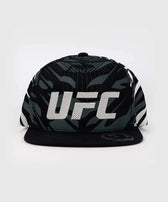 Gorra UFC fusion by Venum authentic fight night negra