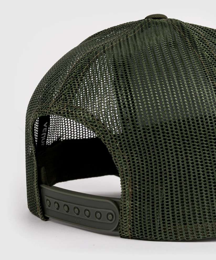 Gorra Venum trucker verde arcilla 4