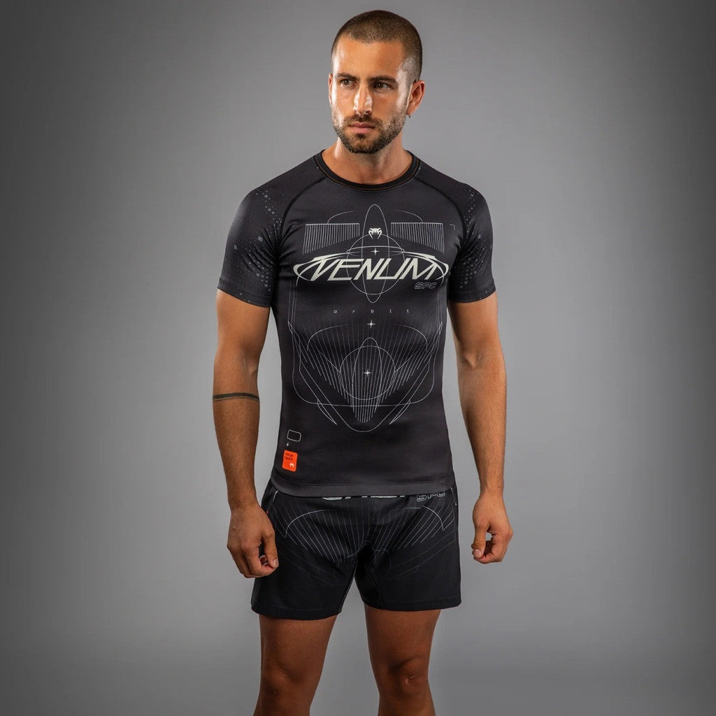 Rashguard Venum Eclipse manga corta negro ivory