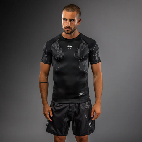 Rashguard BJJ Venum nexus negro plata
