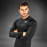 Rashguard MMA Venum G Fit mangas largas negra