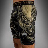 Shorts vale tudo Venum invader negro sand