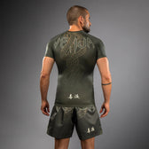 Rashguard Venum Serpenti manga corta khaki bronce
