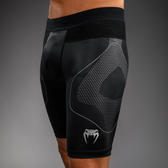 Pantalones cortos Vale tudo Venum nexus negro