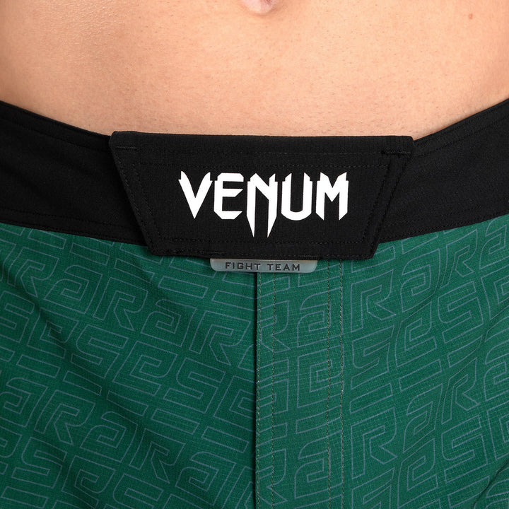 Venum x ares 2.0 pantalón corto fight shorts caqui 2