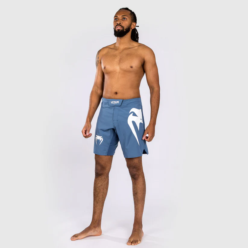 Venum light 5.0 fightshort azul blanco