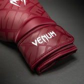 Guantes de boxeo Venum Contender 1.5 XT 3D rojo oscuro