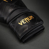 Guantes de boxeo Venum Contender 1.5 XT 3D negro oro