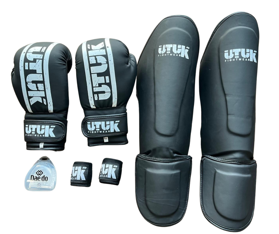 Pack Muay thai infantil Utuk top negro blanco